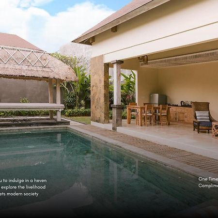 La Berceuse Resort And Villa Nusa Dua By Taritiya Collection Pokoj fotografie
